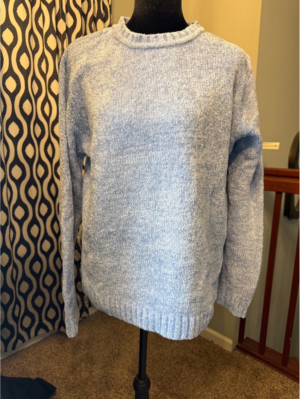 White Stag Ladies Soft Blue Acrylic Sweater Size L